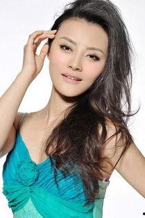 周子茵资料,才华横溢的年轻艺术家，艺术与生活的完美融合