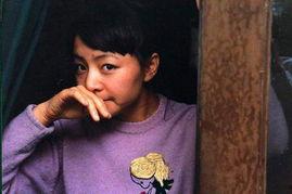 宋丹丹家庭背景,从平凡家庭走向舞台辉煌的喜剧女王