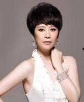 海青图片个人资料简介,光影交织下的艺术人生