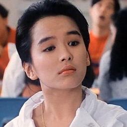 陈加玲个人资料,才华横溢的艺术家，人生轨迹与成就概览