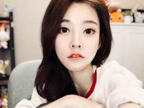 女主播会计,揭秘会计背后的女主播传奇